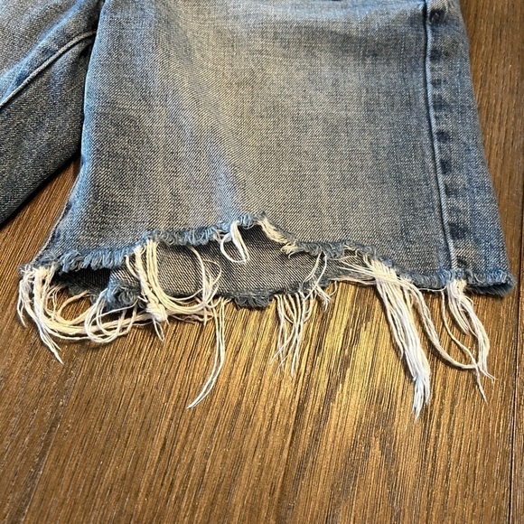 PISTOLA Kelly 90s Skater Jean Shorts in Light Blue (Urban Outfitters) - Picture 4 of 9